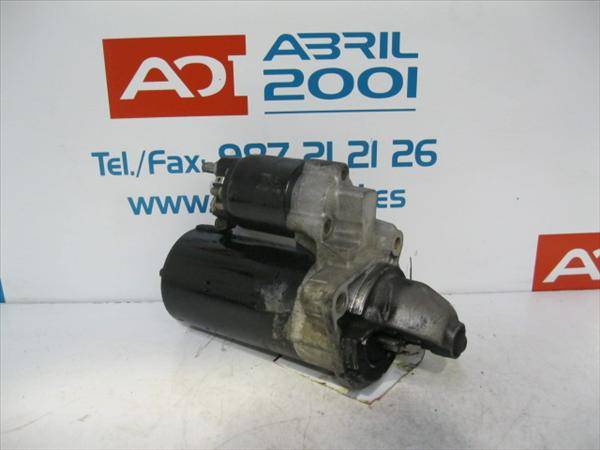 574745