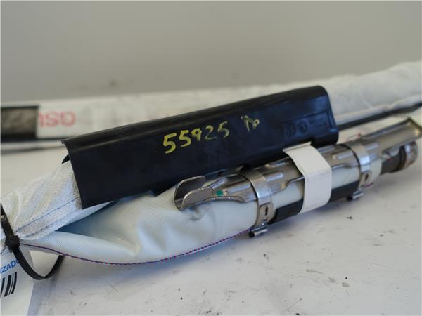 726857
