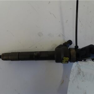 INYECTOR BMW serie 3 berlina (e90)(2004->) 2.0 318d [2,0 Ltr. - 105 kW Turbodiesel CAT] N47 D20 C N47D20C 7-798-446-85 779844685 BLANCO