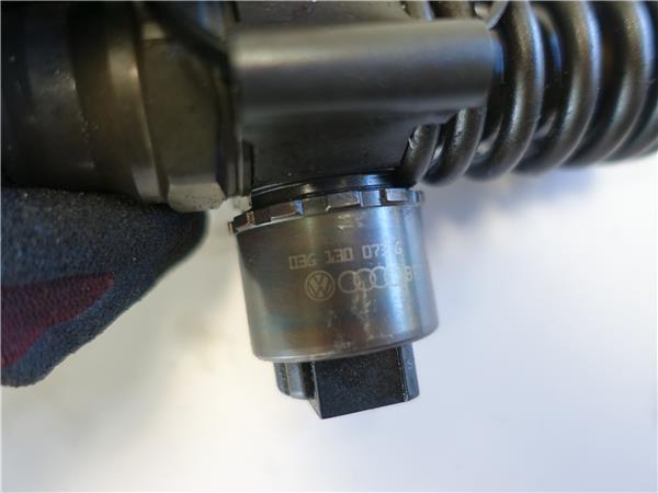 INYECTOR Seat altea (5p1)(03.2004->) 2.0 TDI 16V BKD 03G130073G 3G130073G GRIS - Imagen 3
