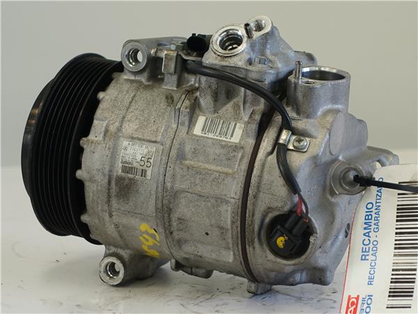 817941