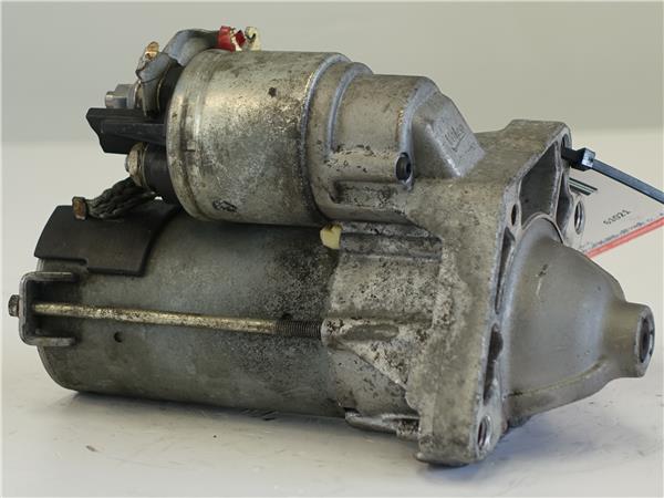 817991