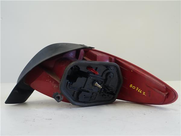 PILOTO TRA. IZDO. Peugeot 206 (1998->) 1.4 HDi eco 70 8HX (DV4TD) 8HX(DV4TD) 2531G BLANCO Bombilla Faro Izquierdo Lámpara lateral Luz Trasero 20CP95 - Imagen 2