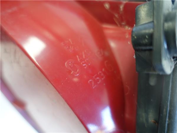 PILOTO TRA. IZDO. Peugeot 206 (1998->) 1.4 HDi eco 70 8HX (DV4TD) 8HX(DV4TD) 2531G BLANCO Bombilla Faro Izquierdo Lámpara lateral Luz Trasero 20CP95 - Imagen 3