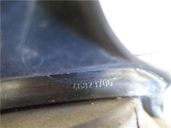 PILOTO TRA. IZDO. Fiat stilo (192)(2001->) 1.9 JTD (192_XE1A) 192 A1.000 192A1000 43823706 GRIS Bombilla Faro Izquierdo Lámpara lateral Luz Trasero - Imagen 3