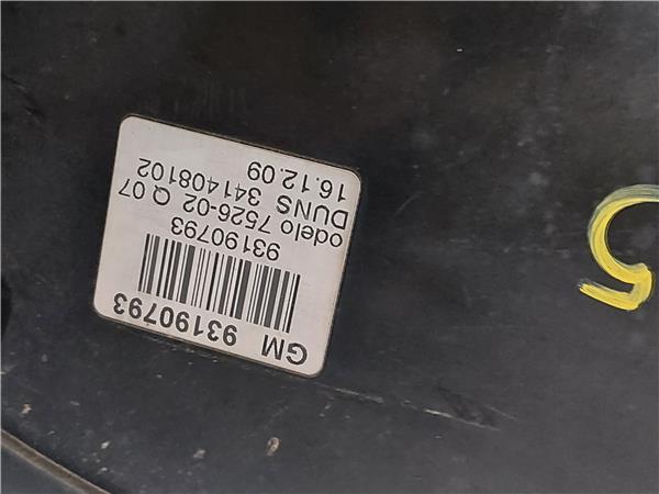 PILOTO TRA. DCHO. Opel zafira 1.9 CDTI Z 19 DT Z19DT 93190793 ROJO Bombilla Derecha derecho Faro Lámpara Luz Trasera trasero - Imagen 3