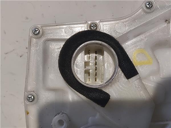 CERRADURA DEL DCHA Suzuki swift iii (sg) 1.3 M13A ROJO - Imagen 3