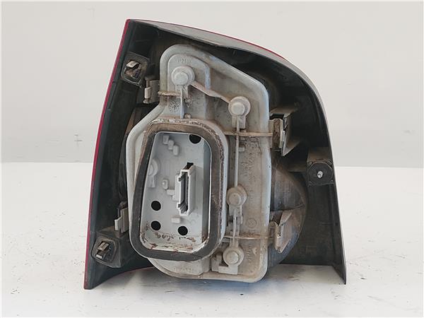 PILOTO TRA. DCHO. Volkswagen polo iv (9n1)(11.2001->) 1.4 16V BBZ 6Q6945096G ROJO Bombilla Derecha derecho Faro Lámpara Luz Trasera trasero GRY - Imagen 2