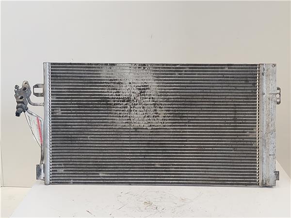 RADIADOR AIRE ACONDICIONADO Mercedes-Benz vito / mixto furgón (w639) 113 CDI OM 651.940 OM651940 AMARILLA Y AZUL Acondicionado condensador 711.680