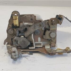 CERRADURA DEL IZQ Nissan patrol (k/w260)(03.1989->) 2.8 D A428 BLANCO