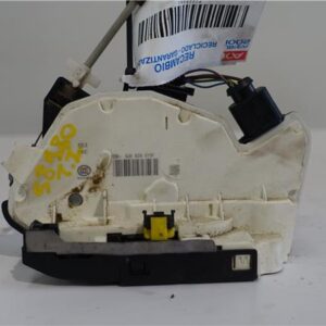 CERRADURA TRA IZDA Seat ibiza berlina (6j5)(06.2008->) 1.6 TDI CAYB 05B-6J0-839 5B6J0839 BLANCO