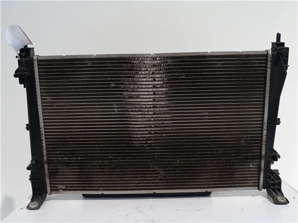 RADIADOR Fiat punto / grande punto (199) 1.3 D Multijet 199 A3.000 199A3000 518638200 AZUL agua gasoil RADIADOR DE AGUA - Imagen 2