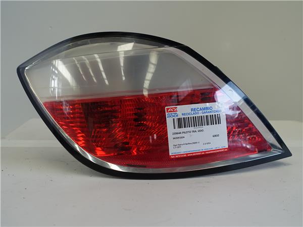 PILOTO TRA. IZDO. Opel astra h berlina (2004->) 1.7 CDTI Z 17 DTH Z17DTH 342691834 GRIS Bombilla Faro Izquierdo Lámpara lateral Luz Trasero