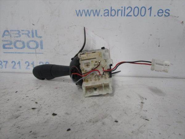 MANDO DE LUCES Renault clio iv - #prov# 1.5 Dci (90 cv) - #Prov# K9K E6 - #Prov# K9KE6PROV 255675887R ROJO COM 2000 COM2000 MANDO - Imagen 2