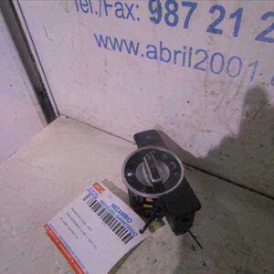 MANDO DE LUCES Mercedes-Benz clase a (bm 176)(06.2012->) 1.6 A 200 BlueEfficiency (176.043) [1,6 Ltr. - 115 kW CAT] M 270.910 - #Prov# M270910PROV A2129050551 ROJO    COM 2000 COM2000 MANDO 711.643