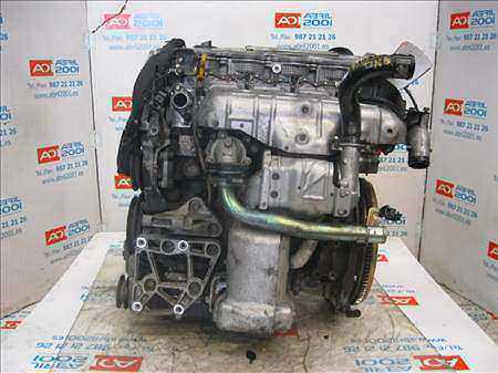 MOTOR COMPLETO Nissan almera tino (v10m)(05.2000->) 2.2 Di YD22DDTi YD22DDTI YD22 GRIS BLOQUE core usado