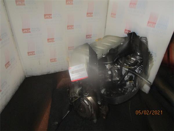 MOTOR COMPLETO Opel astra g fastback (f48_, f08_) 1.8 16V X 18 XE1 X18XE1 ROJO BLOQUE core usado - Imagen 3