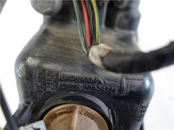 PILOTO TRA. IZDO. Honda civic viii hatchback (fn, fk) 2.2 CTDi N22A2 220-16721L 22016721L GRIS Bombilla Faro Izquierdo Lámpara lateral Luz Trasero - Imagen 3