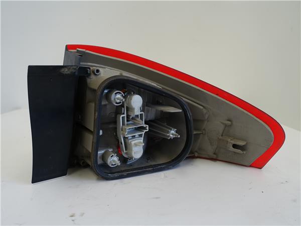 PILOTO TRA. IZDO. Ford mondeo iv 1.8 TDCi QYBA 7S71-13405-A 7S7113405A 7S71-13405-A 7S7113405A NEGRO Bombilla Faro Izquierdo Lámpara lateral Luz Trasero - Imagen 2