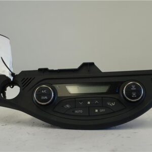 MANDOS CLIMATIZADOR Toyota yaris (ksp9/scp9/nlp9)(08.2005->) 1.5  (NCP93) 1NZ-FE 1NZFE 75F206 BLANCO    acondicionado aire calefaccion