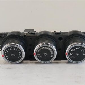 MANDOS CLIMATIZADOR Mitsubishi lancer sedán (cy/z_a) 1.5  (CY2A) 4A91 7820A115XC BLANCO    acondicionado aire calefaccion