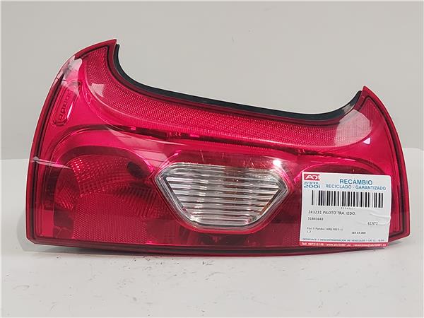 PILOTO TRA. IZDO. Fiat ii panda (169)(2003->) 1.2 169 A4.000 169A4000 51843643 NEGRO Bombilla Faro Izquierdo Lámpara lateral Luz Trasero