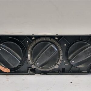 MANDOS CLIMATIZADOR Seat cordoba berlina (6k2)(11.1993->) 1.6 i AFT 1H0819045C AZUL    acondicionado aire calefaccion