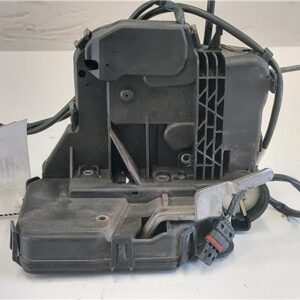 CERRADURA DEL IZQ Mercedes-Benz clase c (bm 203) berlina (02.2000->) 2.2 220 CDI (203.006) [2,2 Ltr. - 105 kW CDI CAT] OM 611.962 OM611962 2037200135038 NEGRO    722.699