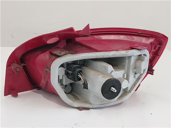 PILOTO TRA. IZDO. Seat ibiza berlina (6j5)(06.2008->) 1.6 TDI CAYC 6J4945095C NEGRO Bombilla Faro Izquierdo Lámpara lateral Luz Trasero KFK - Imagen 2