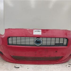 PARAGOLPES DEL. Fiat punto / grande punto (199) 1.3 D Multijet 199 A3.000 199A3000 735409096 ROJO bumper DEFENSA Delantero parachoques