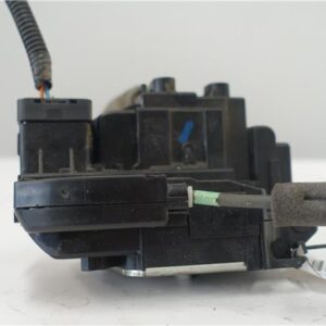 CERRADURA TRA IZDA Nissan qashqai (j10)(01.2007->) 1.6 360 [1,6 Ltr. - 96 kW dCi Turbodiesel CAT] R9M - #Prov# R9MPROV BLANCO