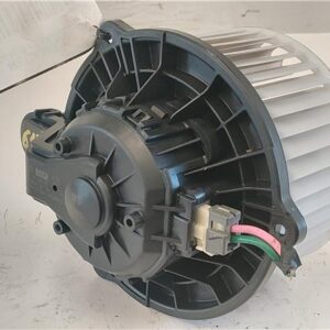 MOTOR CALEFACCION Kia carens (rp)(2013->) 1.6 Basic [1,6 Ltr. - 99 kW GDI CAT] G4FD - #Prov# G4FDPROV F00S330054 BLANCO    VENTILADOR