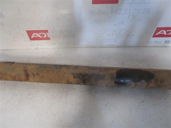 TRANSMISION CENTRAL TRASERA Mitsubishi montero (l040)(1984->) 2.5 TD 4x4 4 D 56 T 4D56T LILA