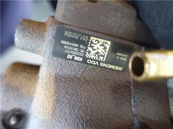 BOMBA INYECTORA Citroen c2 (2003->) 1.4 HDi D-8HZ - #Prov# D8HZPROV 5WS40008 BLANCO SIEMENS VDO BOMBA inyeccion INYECTORA - Imagen 3