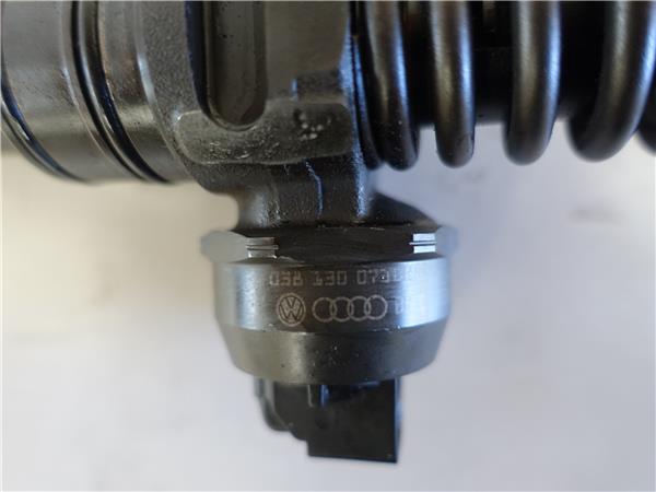 INYECTOR Volkswagen polo iv (9n1)(11.2001->) 1.4 TDI BNM 038130073 38130073 ROJO - Imagen 2