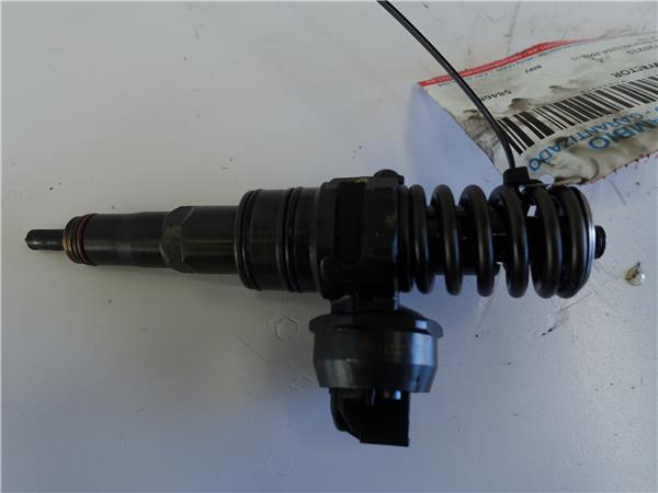 INYECTOR Seat ibiza (6l1)(04.2002->) 1.4 TDI BNV 0414720215 414720215 ROJO
