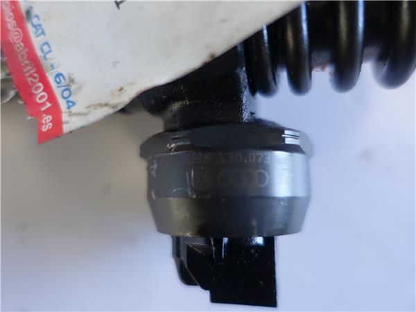 INYECTOR Volkswagen golf v (1k1)(2003->) 1.9 TDI BKC 038130073 38130073 AZUL - Imagen 2