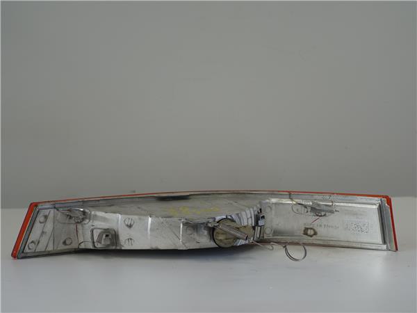 INTERMITENTE DEL. DCHO Renault master iii autobús (jd) 2.5 dCi G9U 650 G9U650 085511609R 85511609R BLANCO Delanteras delanteros Derechas derechos pilotos PF6004 - Imagen 2