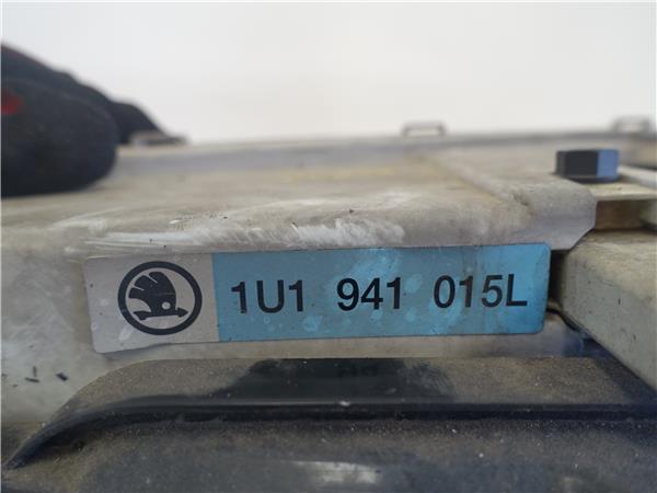 FARO DEL. IZDO. Skoda octavia berlina (1u2)(1997->) 1.9 TDI AXR 1U1941015L BLANCO Bombillas Delanteras delanteros Izquierdas izquierdos Lámparas luces Luz Pilotos - Imagen 3