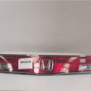 PILOTO TRA. CENTRAL Honda civic viii hatchback (fn, fk) 2.2 CTDi N22A2 132-16721 13216721 ROJO    traseros