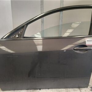 PUERTA DEL. IZDA. Mazda 6 familiar (gh)(12.2007->) 2.0 CRTD 140cv Active SW [2,0 Ltr. - 103 kW Turbodiesel CAT] RF7J GRIS    Delantera Izquierda