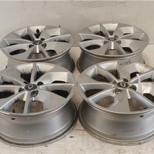 CONJUNTO DE 4 LLANTAS ALUMINIO Renault clio iv (2012->) 1.5 Authentique [1,5 Ltr. - 55 kW dCi Diesel FAP] K9K 628 - #Prov# K9K628PROV 6.5JX16-CH4-44 65JX16CH444 BLANCO