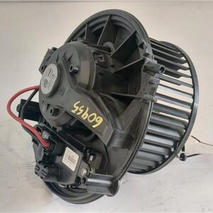 MOTOR CALEFACCION Volkswagen golf vii (5g1/be1)(09.2012->) 1.6 BlueMotion [1,6 Ltr. - 81 kW 16V TDI DPF] CXXB - #Prov# CXXBPROV 5Q1819021E NEGRO    VENTILADOR RTD