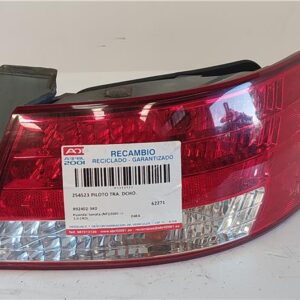 PILOTO TRA. DCHO. Hyundai sonata (nf)(2005->) 2.0 CRDi D4EA R92402-3K0 R924023K0 NEGRO    Bombilla Derecha derecho Faro Lámpara Luz Trasera trasero