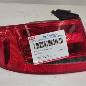 PILOTO TRA. IZDO. Audi a4 berlina (8k2)(2008->) 2.0 Basis [2,0 Ltr. - 105 kW 16V TDI] CAGA 8K5945095D DORADO    Bombilla Faro Izquierdo Lámpara lateral Luz Trasero KSR