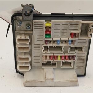 CAJA RELES Renault megane ii berlina 5p (10.2002->) 2.0 Confort Expression [2,0 Ltr. - 110 kW dCi Diesel CAT] D/ M9R A7 - #Prov# DM9RA7PROV 8200481863-F 8200481863F AZUL    FUSIBLES