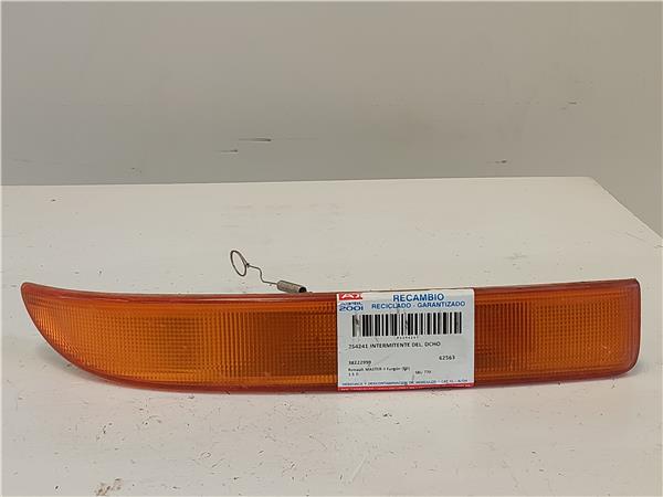 INTERMITENTE DEL. DCHO Renault master ii furgón (fd) 2.5 D S8U 770 S8U770 38222999 BLANCO Delanteras delanteros Derechas derechos pilotos