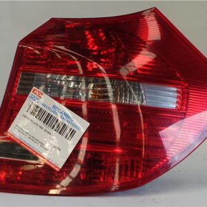 PILOTO TRA. DCHO. BMW serie 1 berlina (e81/e87)(2004->) 2.0 116d [2,0 Ltr. - 85 kW 16V Diesel CAT] N47 D20 A N47D20A NEGRO    Bombilla Derecha derecho Faro Lámpara Luz Trasera trasero