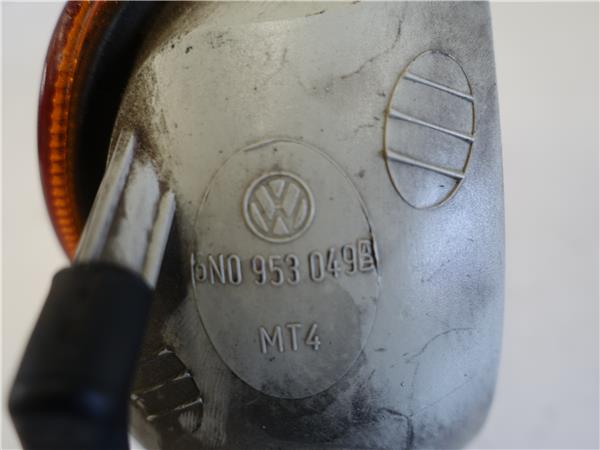 INTERMITENTE DEL. IZDO. Volkswagen polo iii (6n1)(09.1994->) 64 1.9 D AEF 6N0953049B GRIS ANTRACITA Delanteras delanteros Izquierdas izquierdos pilotos DCH - Imagen 3