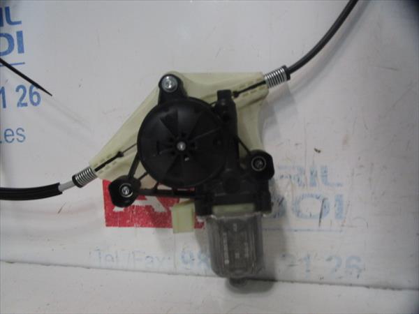 MECANISMO ELEVALUNAS DEL. DCHO. Seat leon sc - #prov# 1.4 G 125 CV - #Prov# CZC - #Prov# CZCPROV 0130822716 130822716 5Q0959802B BLANCO Delanteras delanteros Derechas derechos motor - Imagen 2